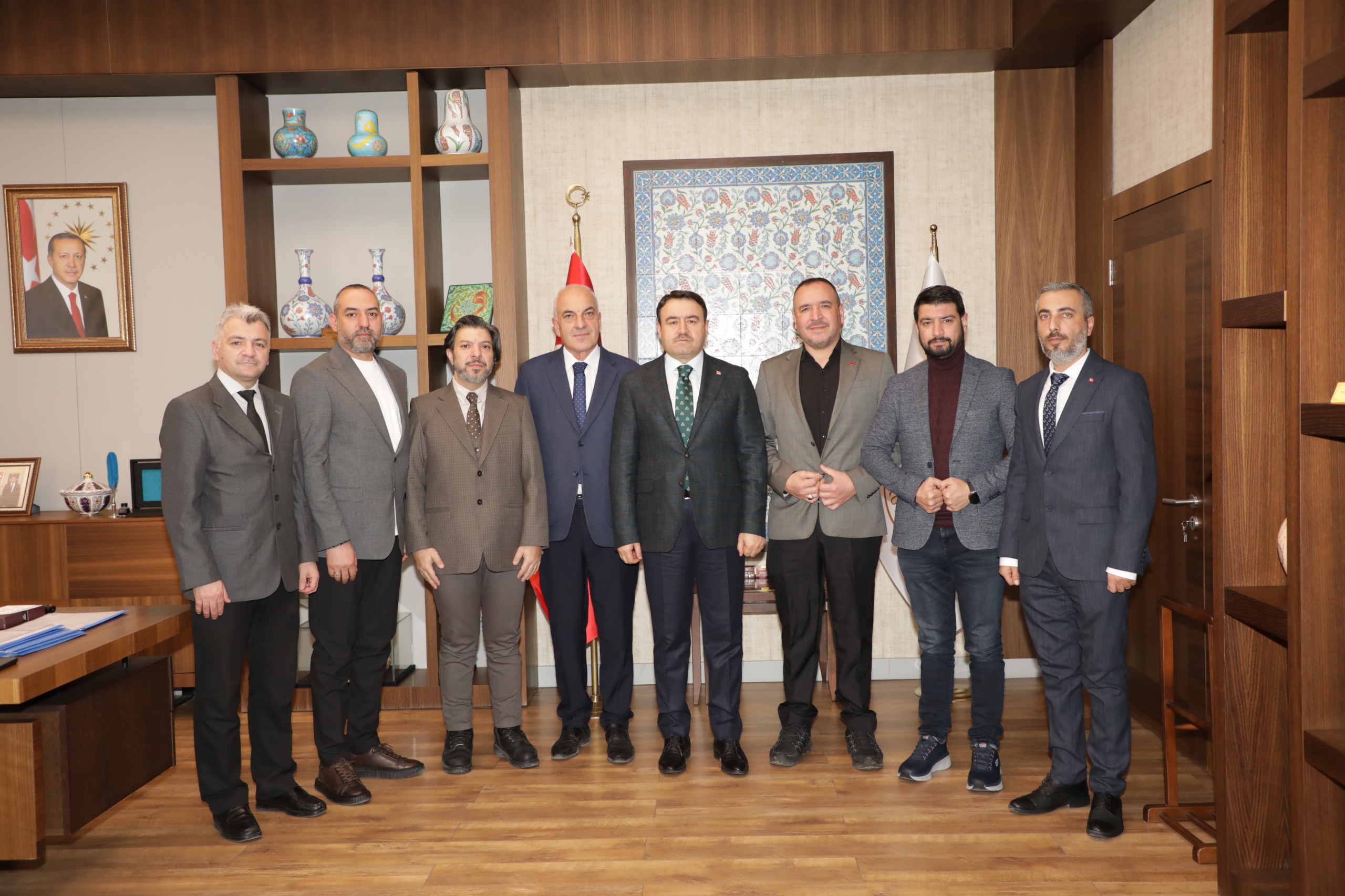 vali-mustafa-isin